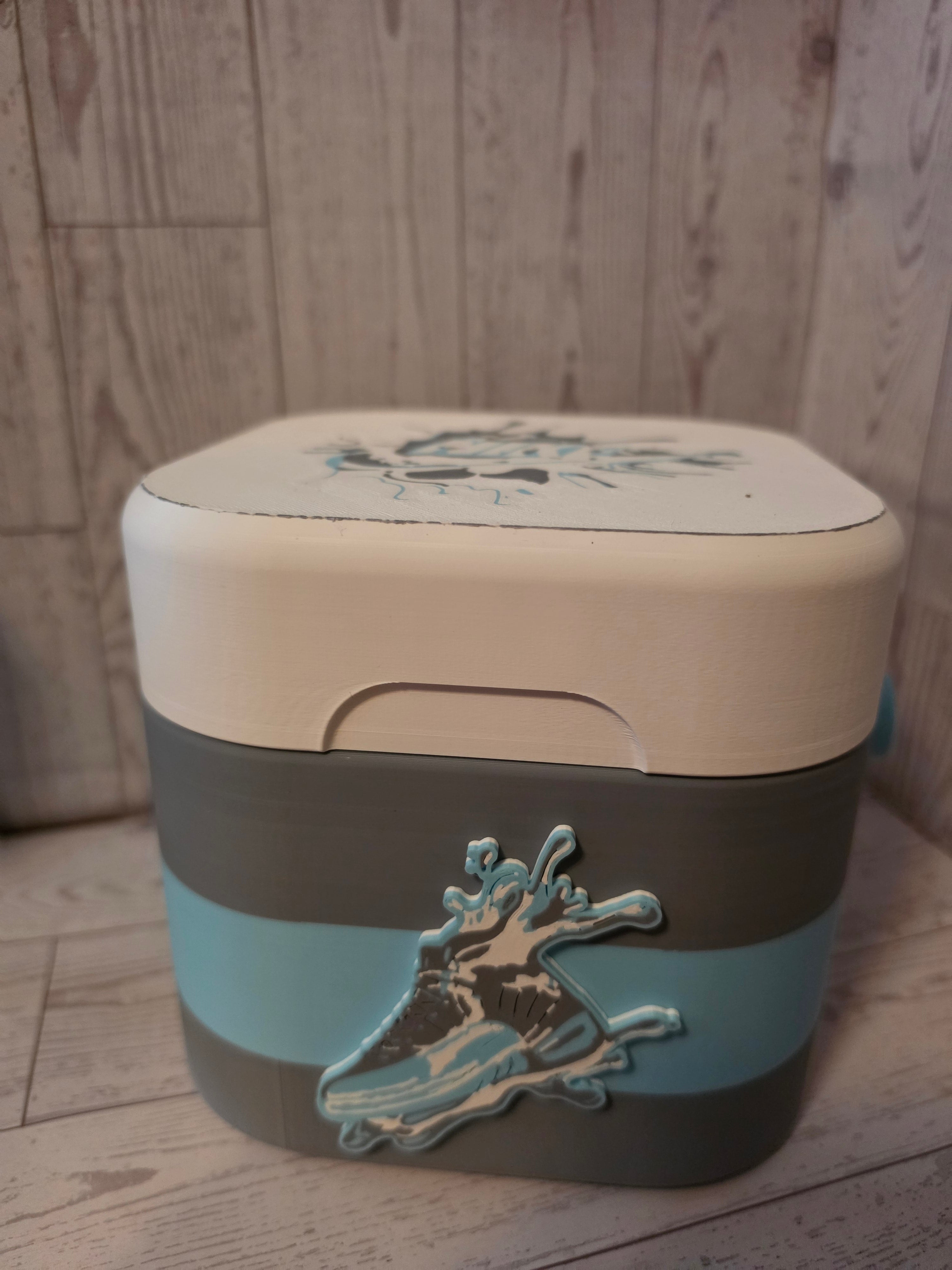 4 can cooler