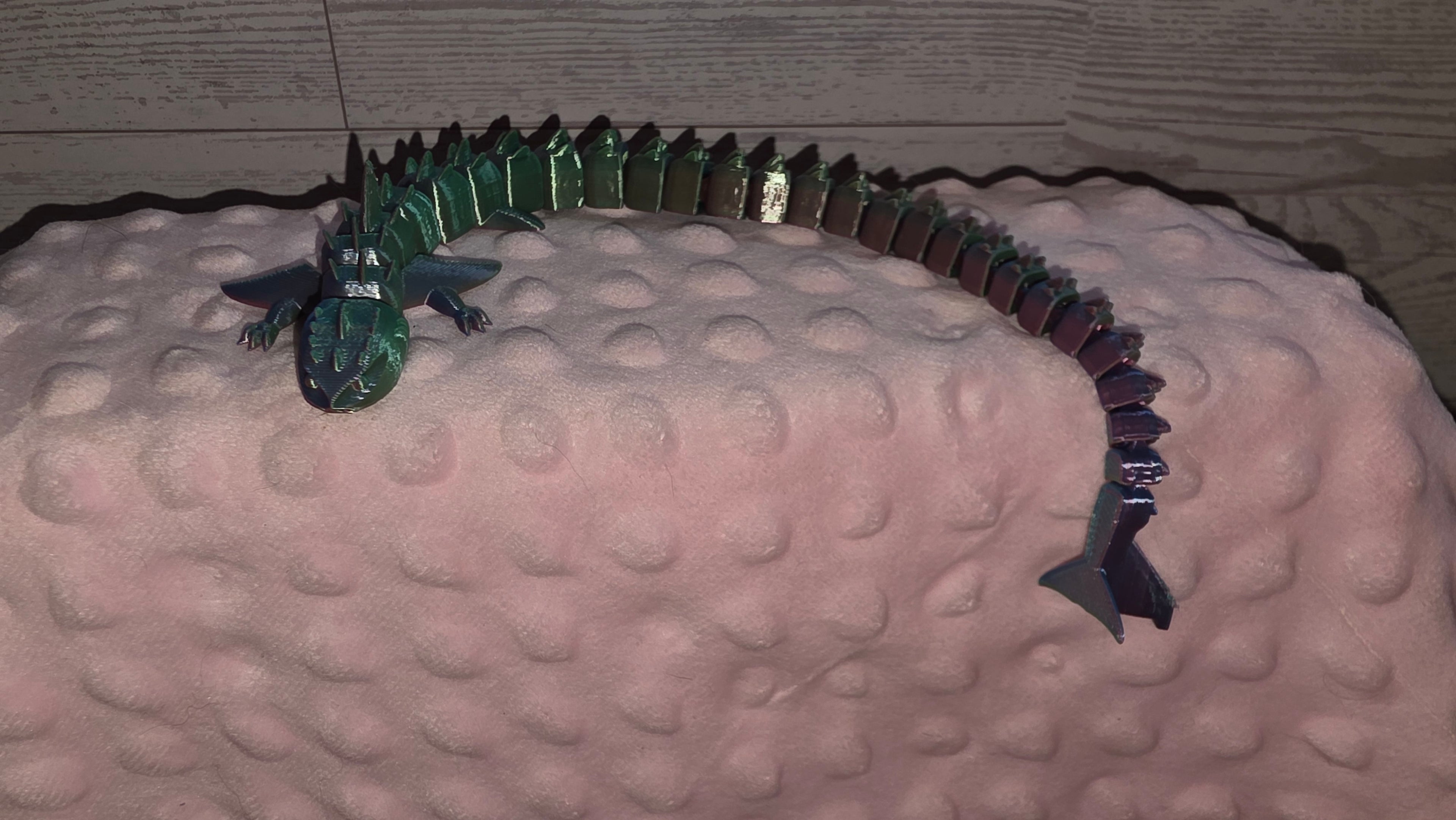 Articulated shark dragon