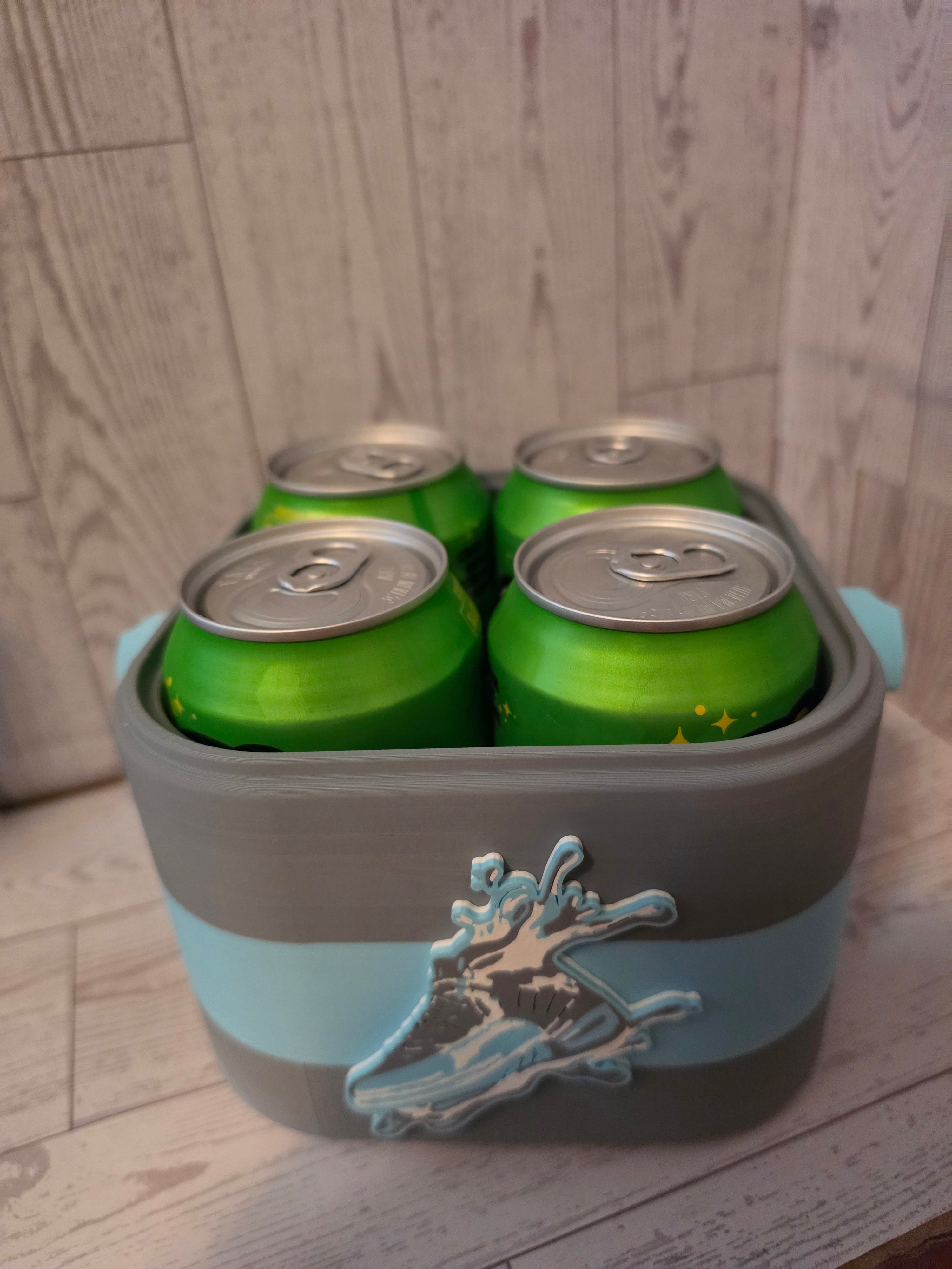 4 can cooler